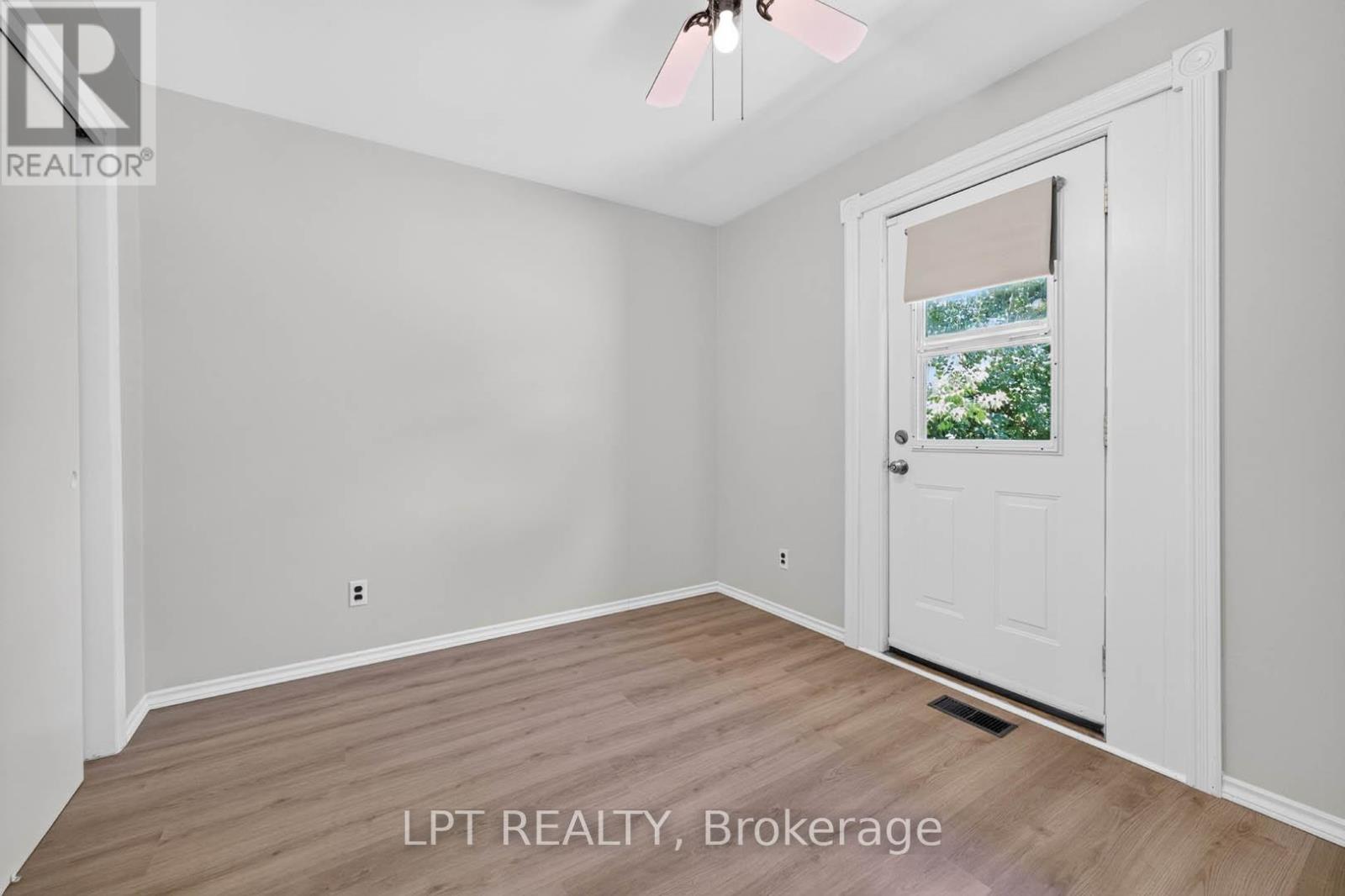 340 FAIRLAWN STREET - 19
