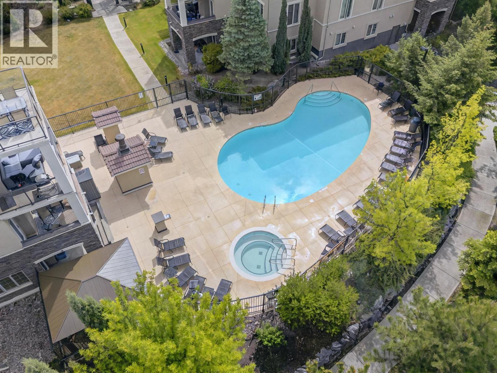 #2314 1873 Country Club Drive - 20