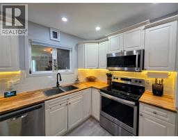 4pc Bathroom - 457 Mountain Ash Crescent, Sparwood, BC V0B2G1 Photo 7