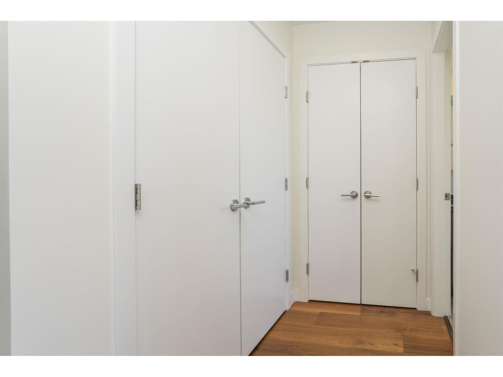 402 1160 OXFORD STREET, White Rock