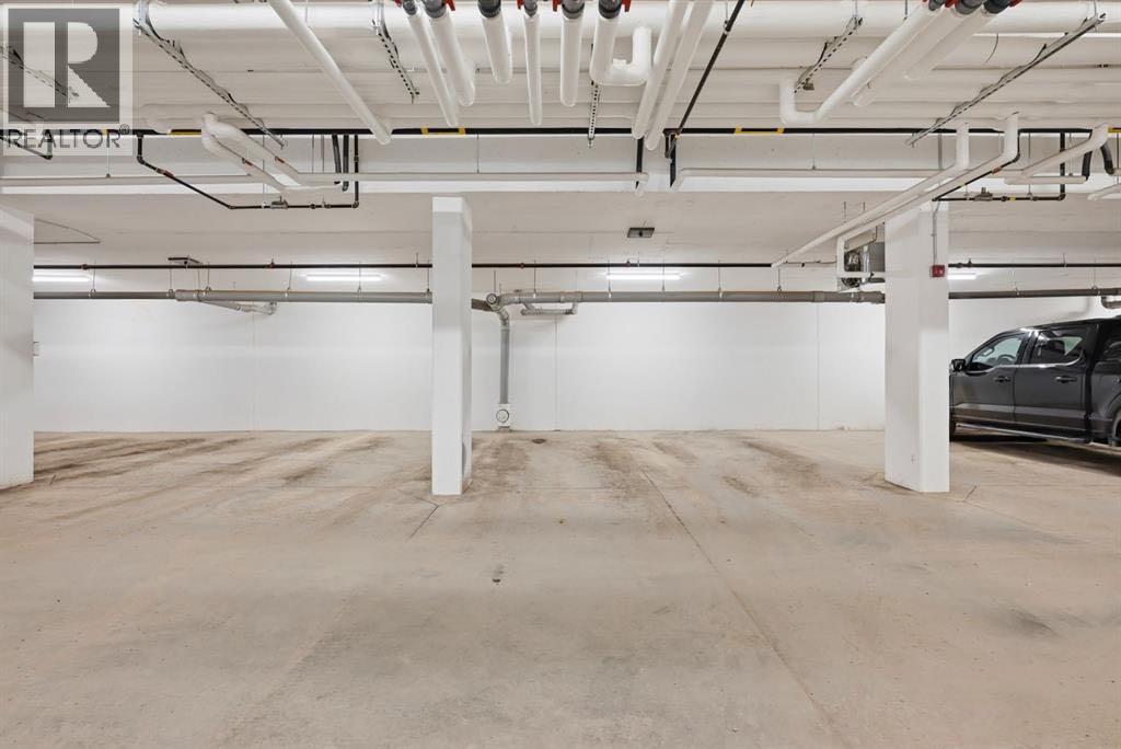 #104 660 Shawnee Square SW - 22