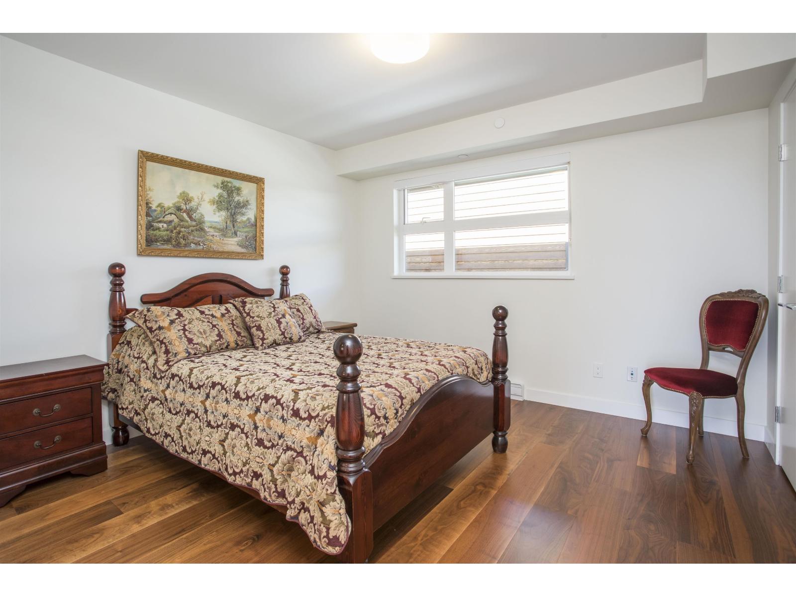 402 1160 OXFORD STREET, White Rock