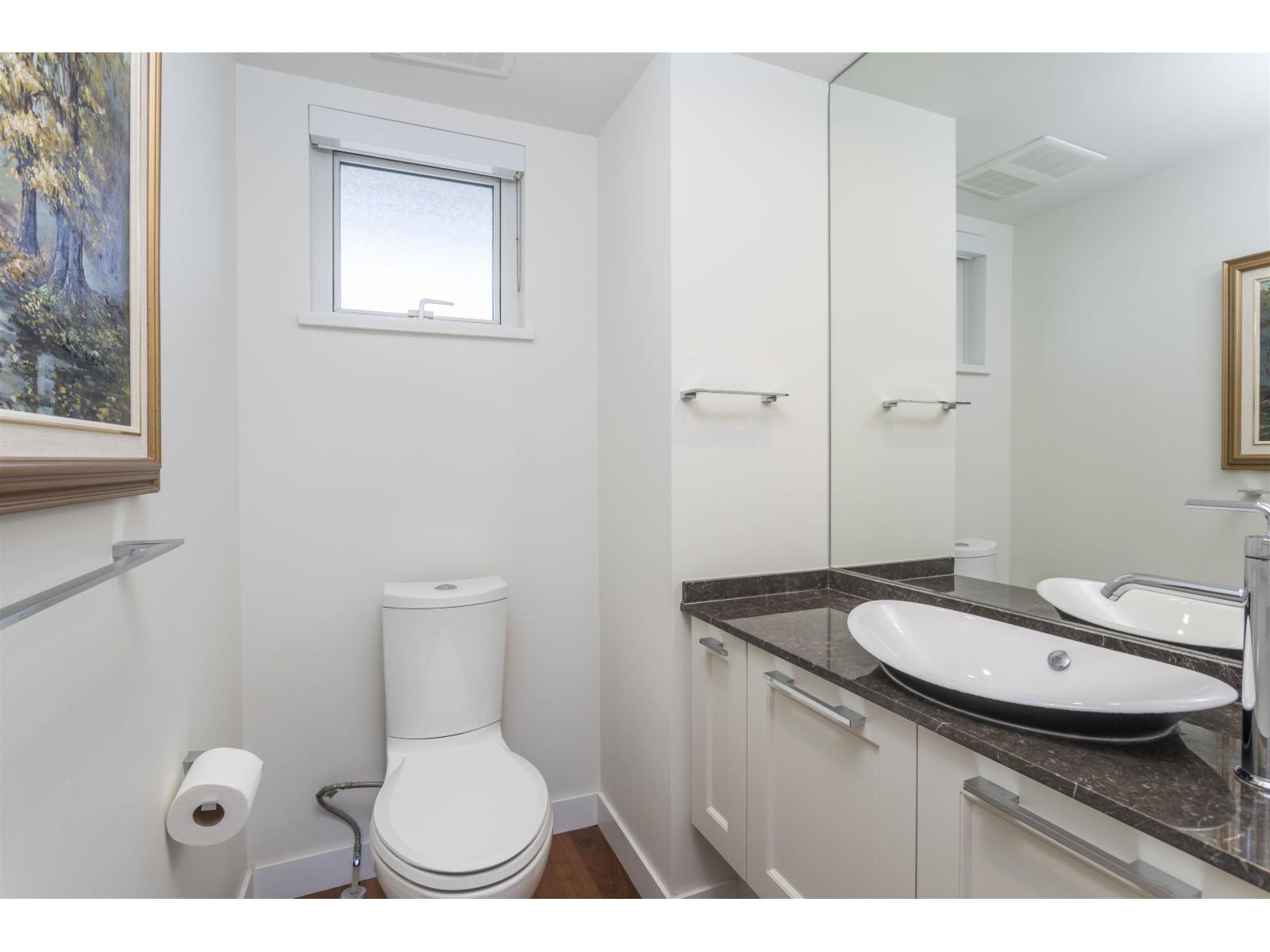 402 1160 OXFORD STREET, White Rock