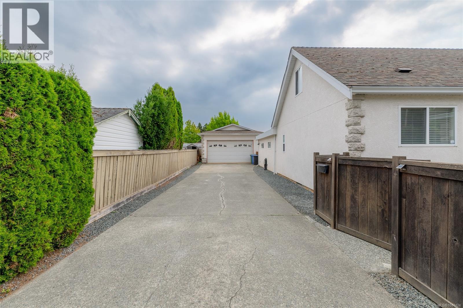 5335 Ian Ave, Port Alberni