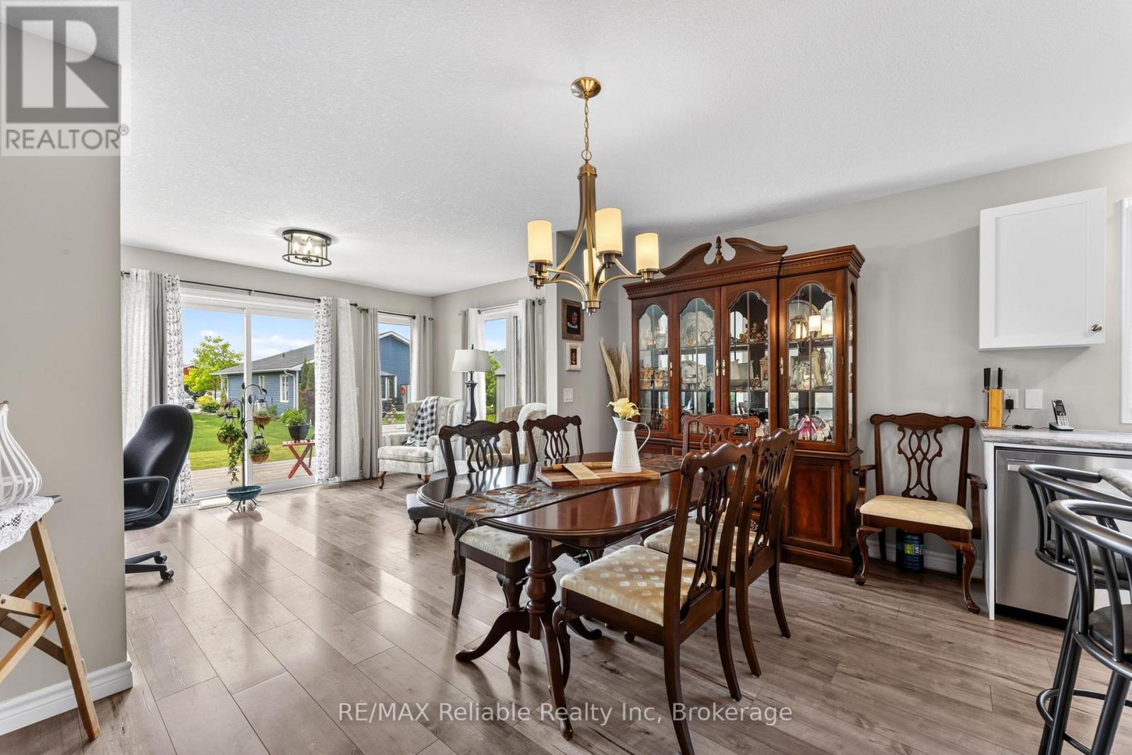 7 WINDWARD WAY S - 13