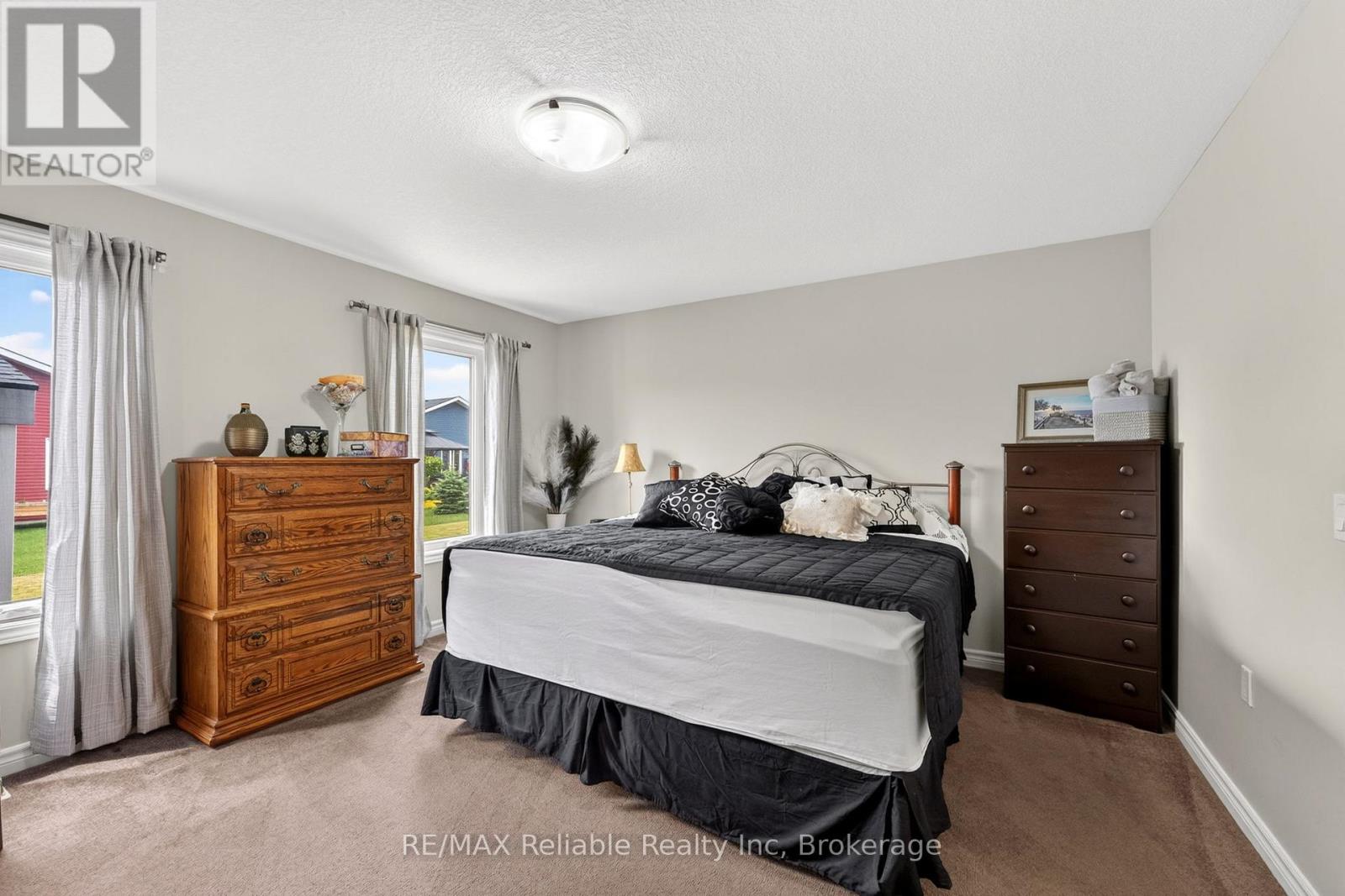 7 WINDWARD WAY S - 21