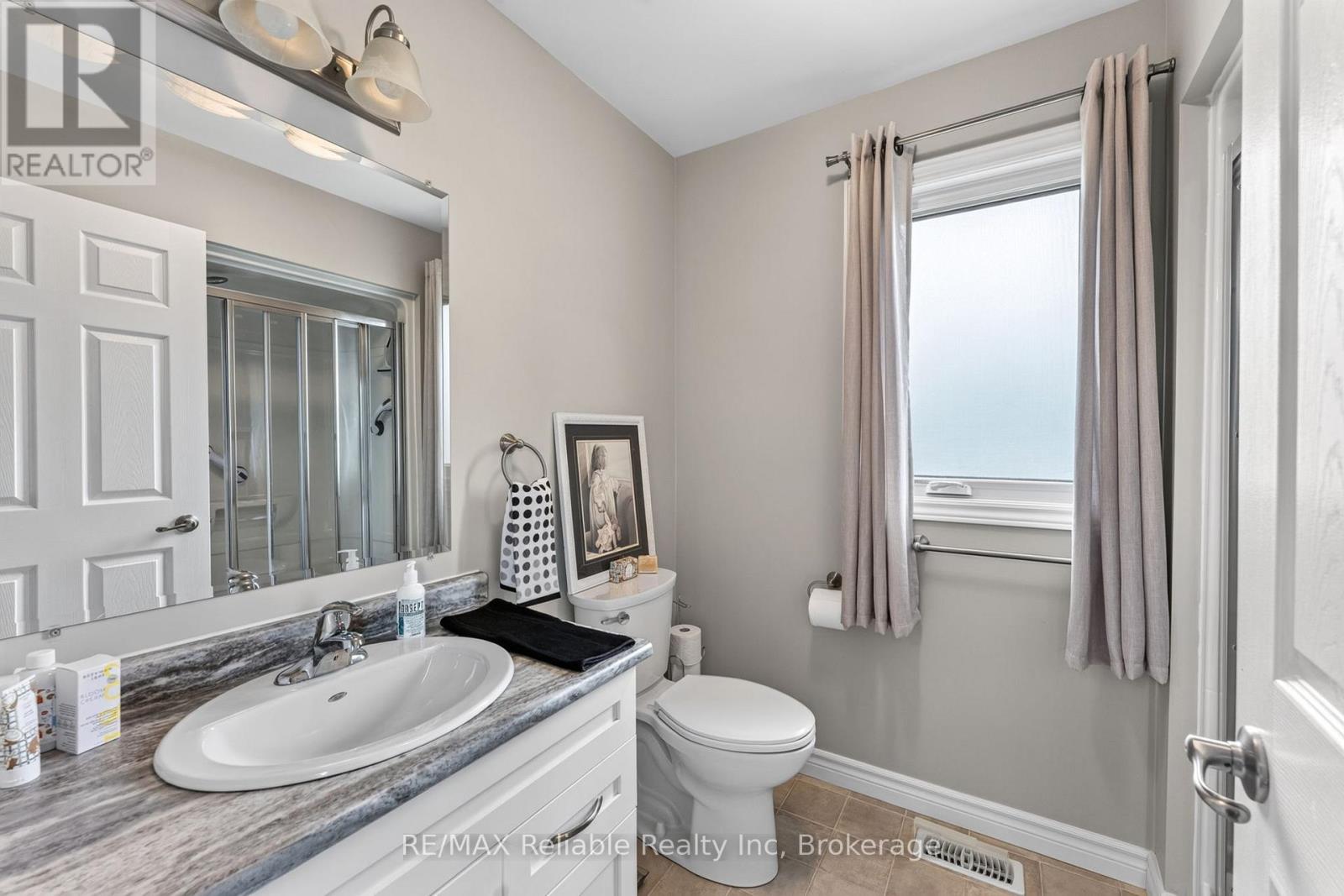 7 WINDWARD WAY S - 23