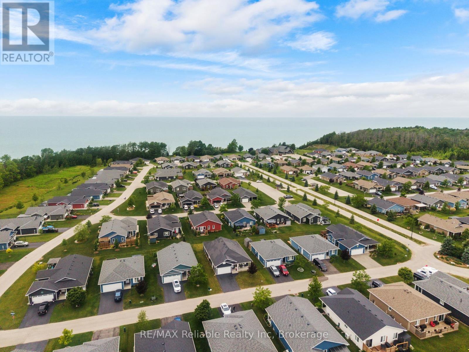 7 WINDWARD WAY S - 4