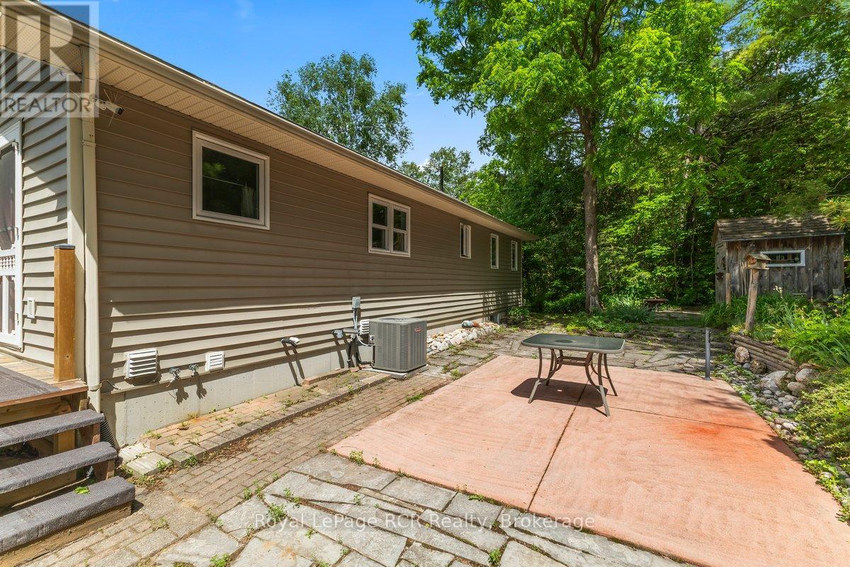 137 LAKE ROSALIND 1 ROAD - 26