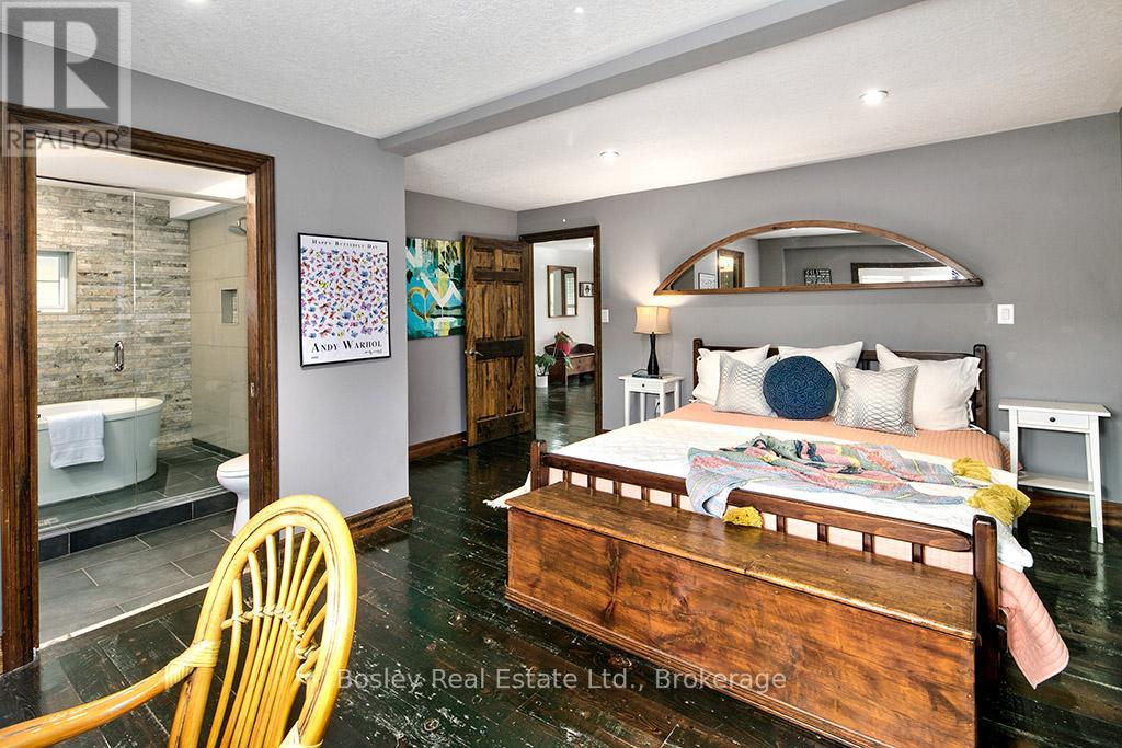 102 RIDGEVIEW DRIVE N - 25