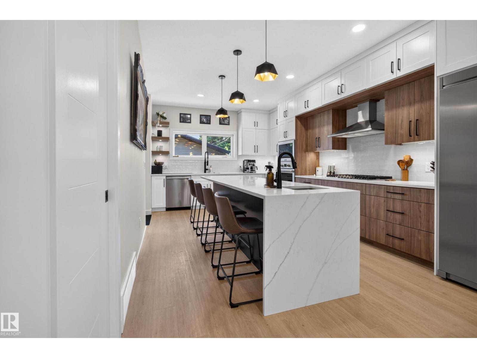 9333 148 ST NW - 10