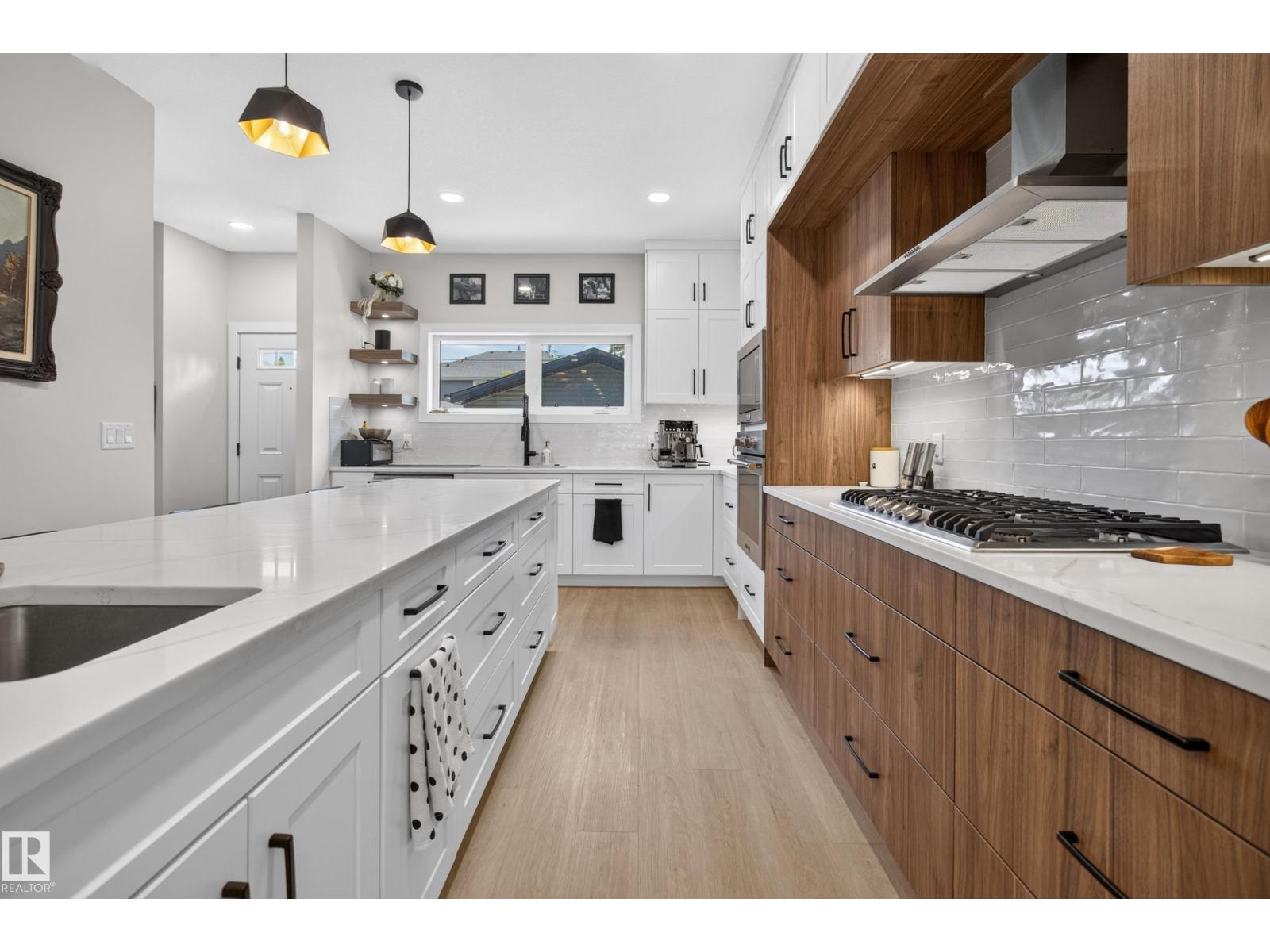 9333 148 ST NW - 14