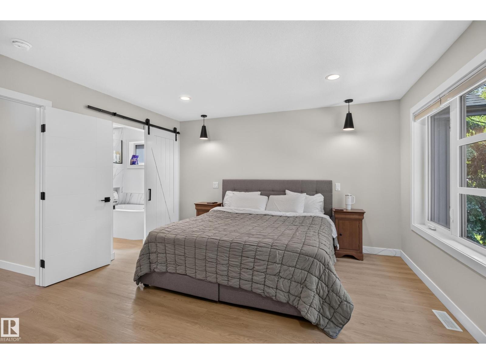 9333 148 ST NW - 22