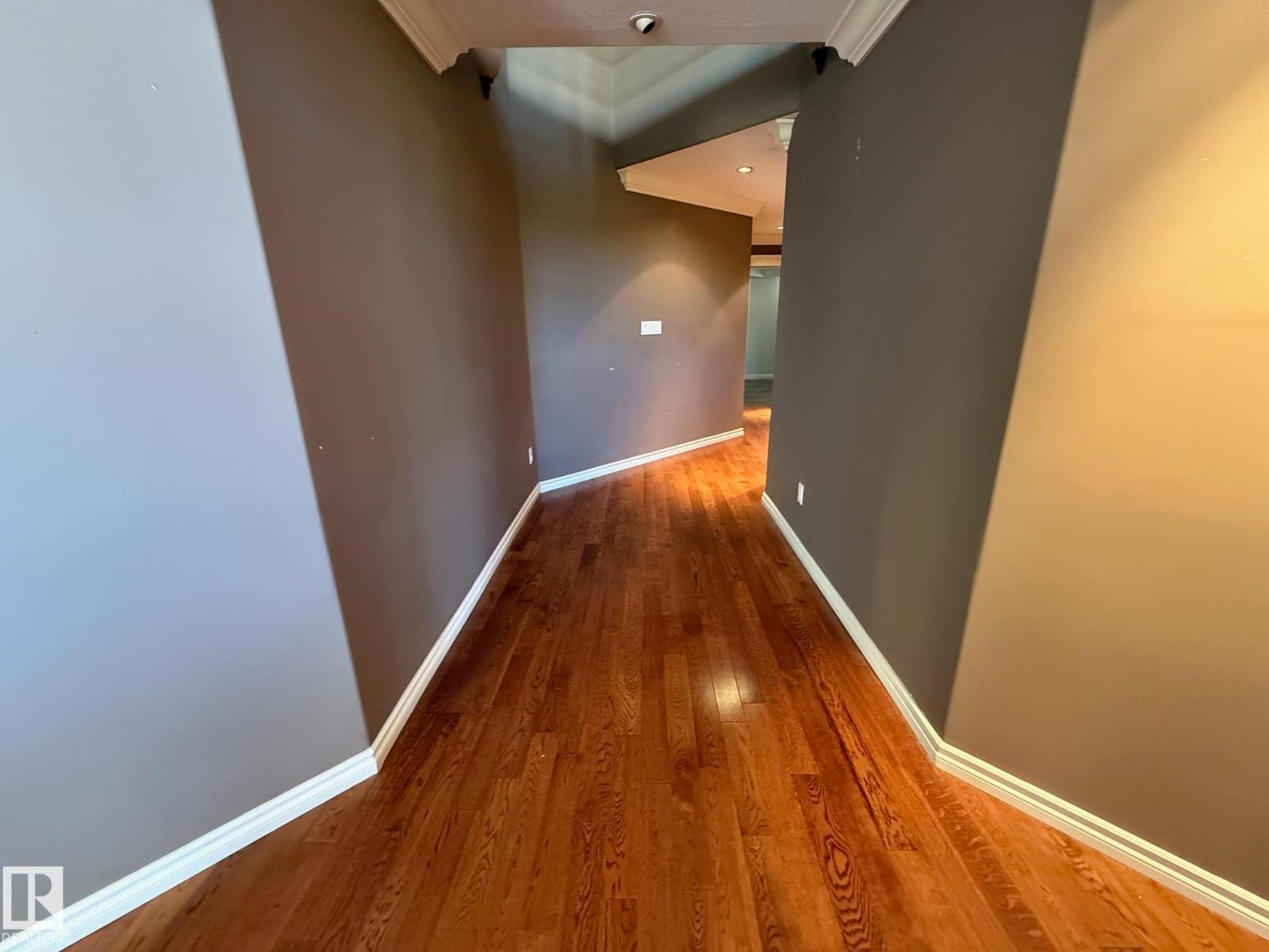 #404 12028 103 AV NW - 15