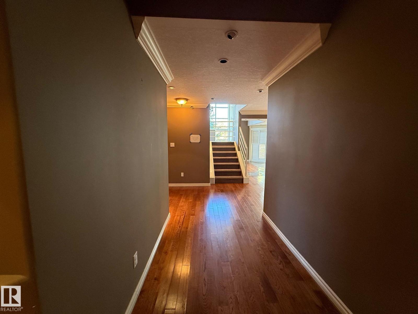#404 12028 103 AV NW - 16