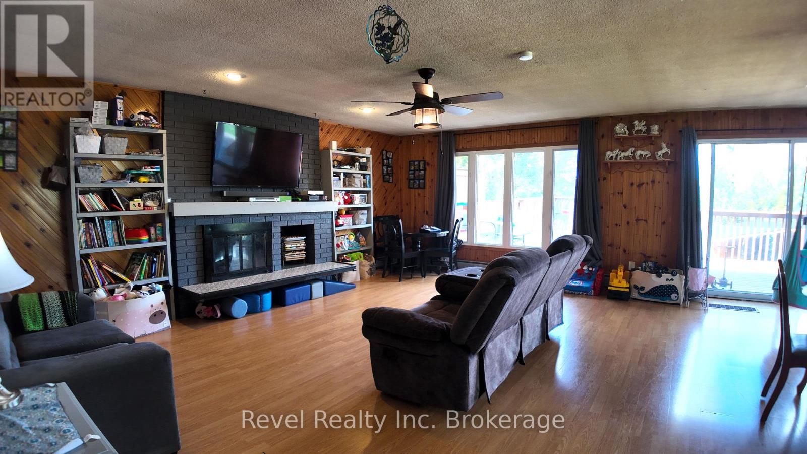 210 LEVESQUE STREET - 30