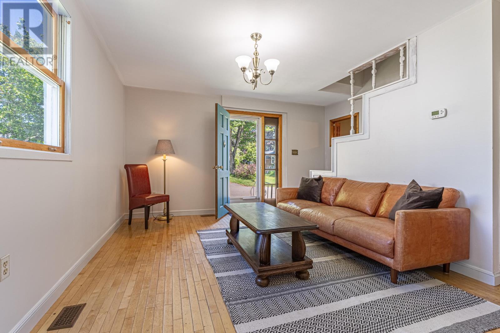 3 HOWARD Street - 10