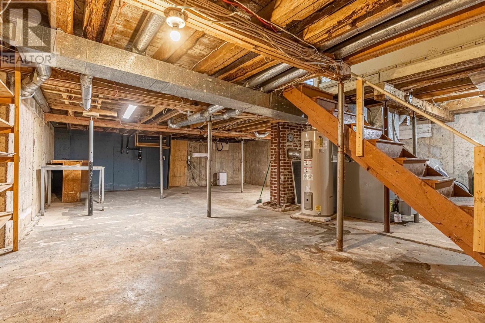 3 HOWARD Street - 21