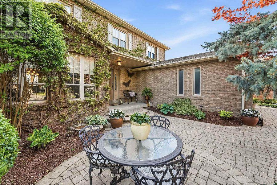 14 ORMANDY COURT - 1