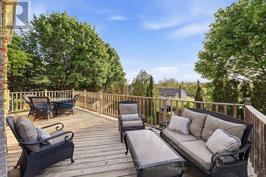 14 ORMANDY COURT - 32