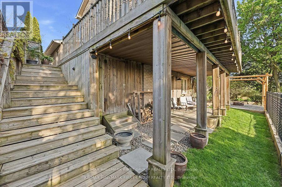 14 ORMANDY COURT - 36