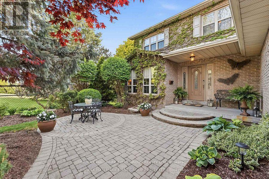 14 ORMANDY COURT - 8