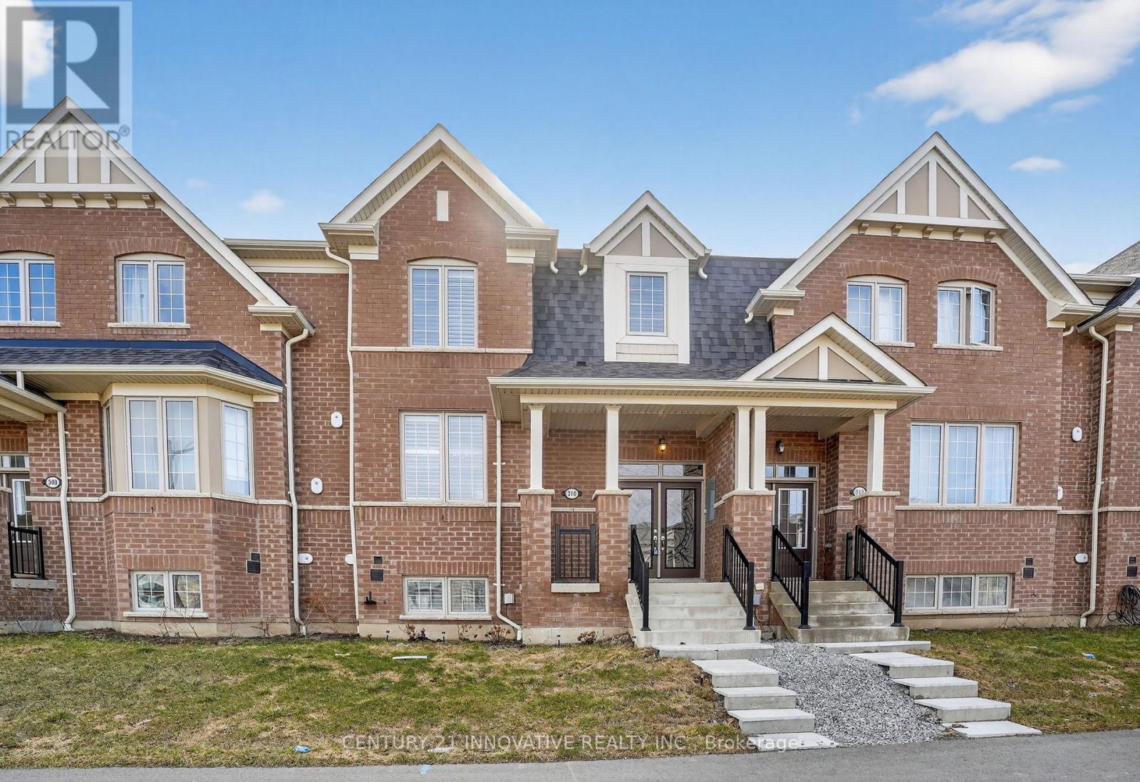 310 CORONATION ROAD - 2