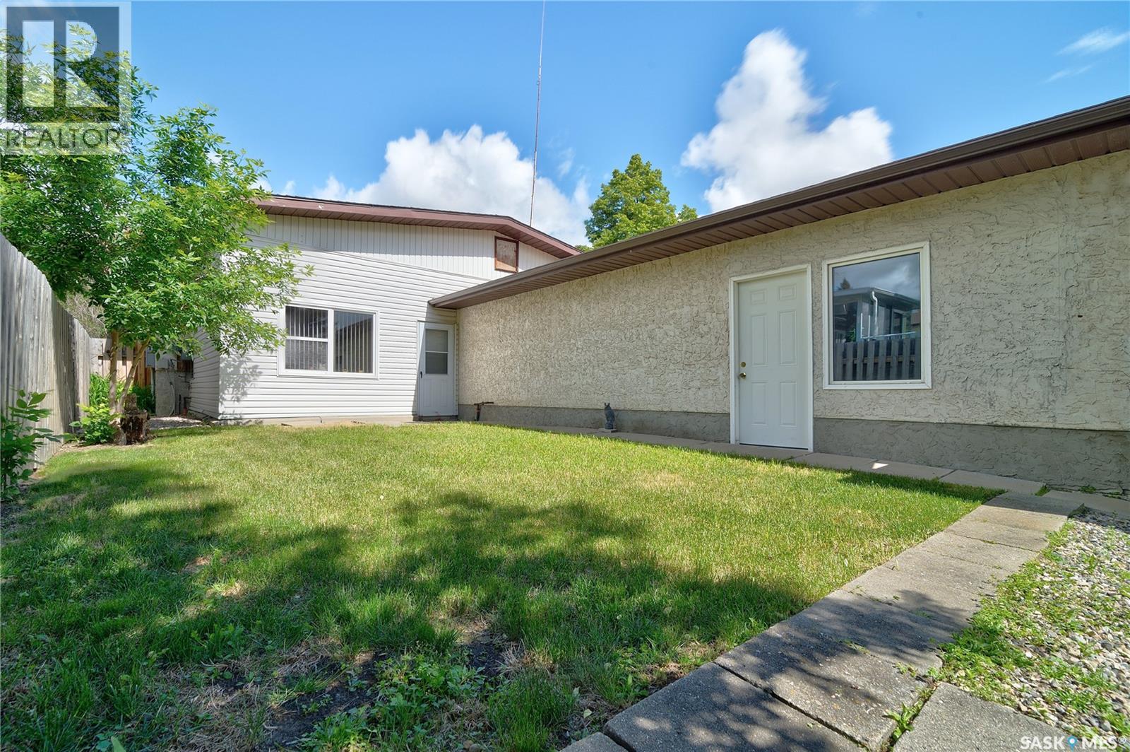 3003 Doan DRIVE - 34