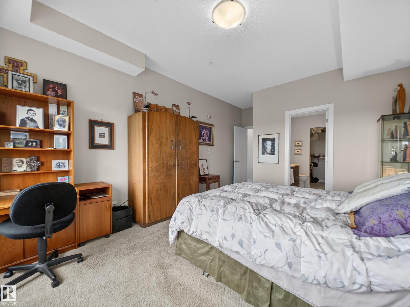 #412 625 LEGER WY NW - 33