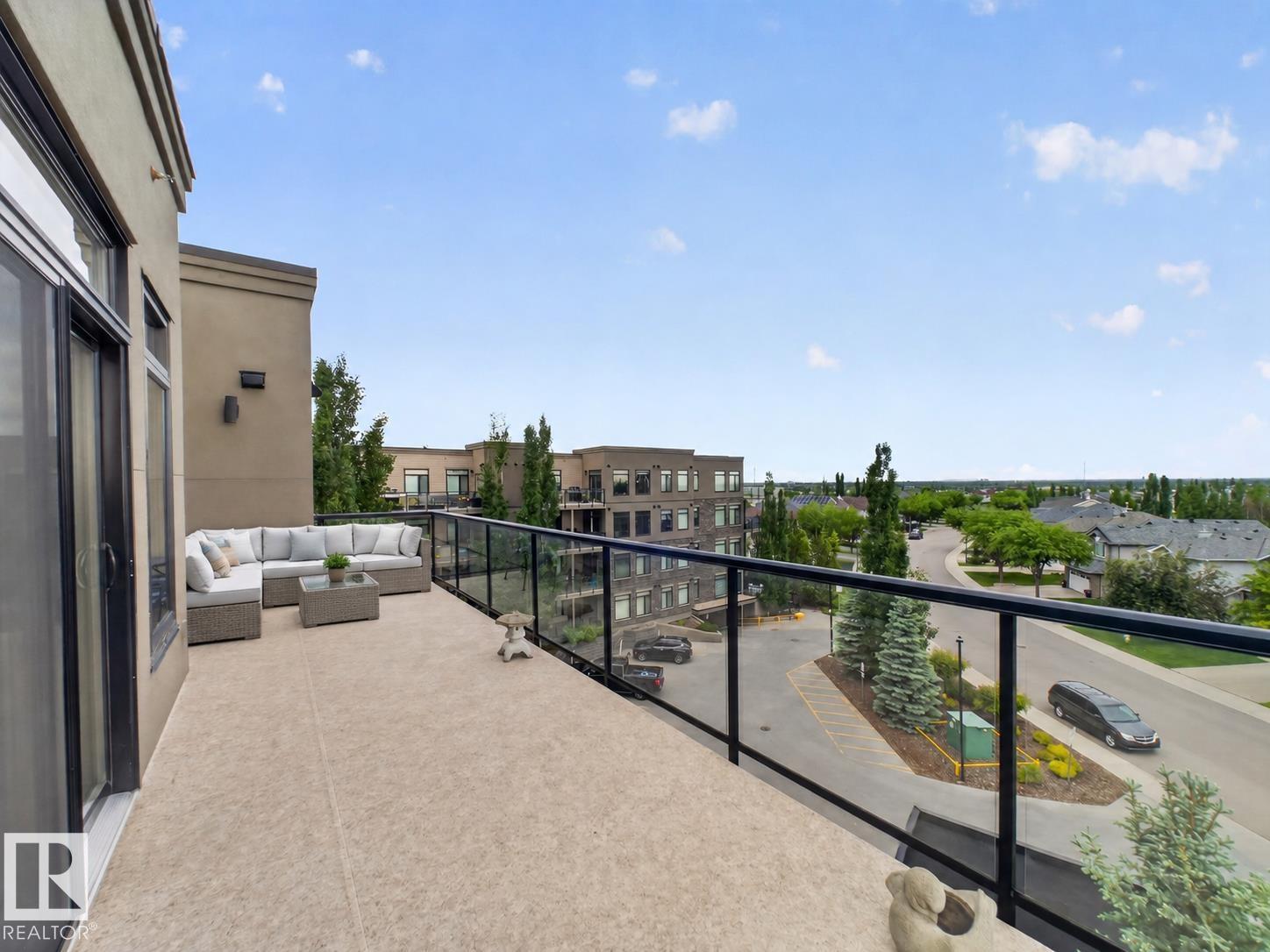 #412 625 LEGER WY NW - 52