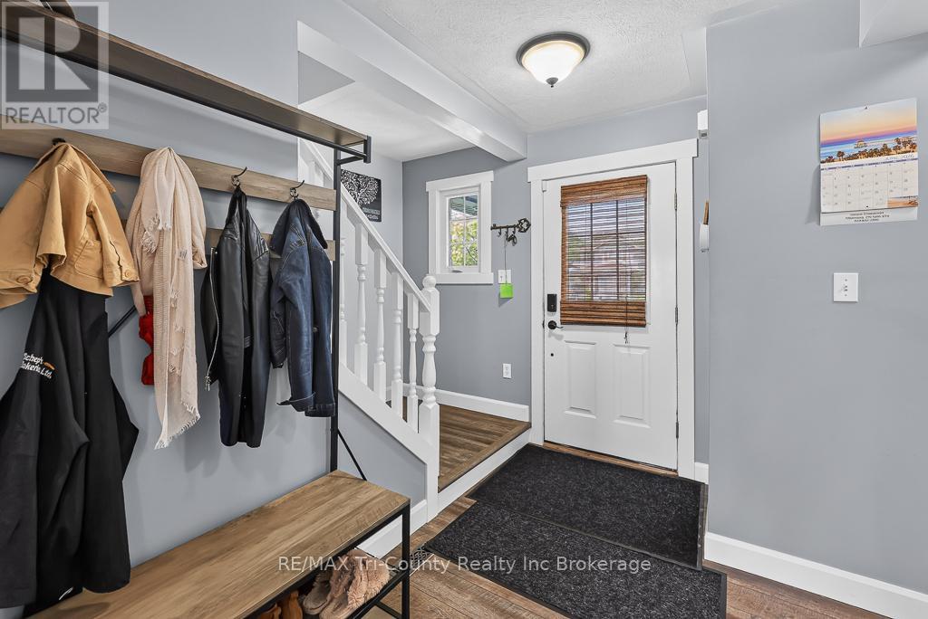 25 HERFORD STREET - 13
