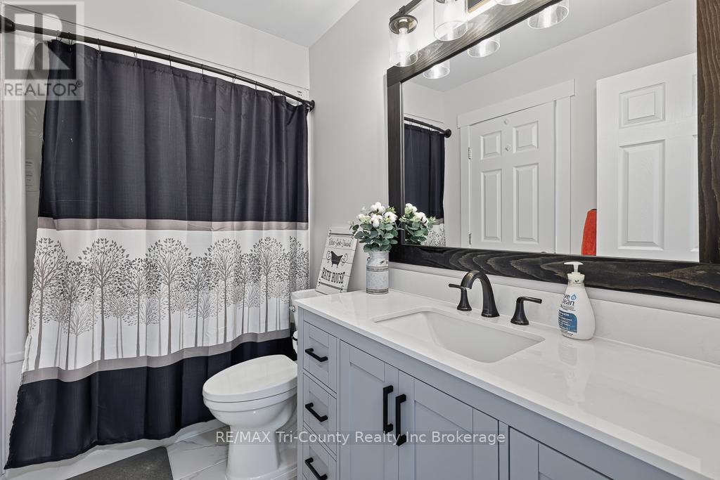25 HERFORD STREET - 16