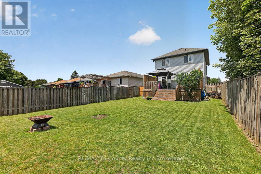 25 HERFORD STREET - 28