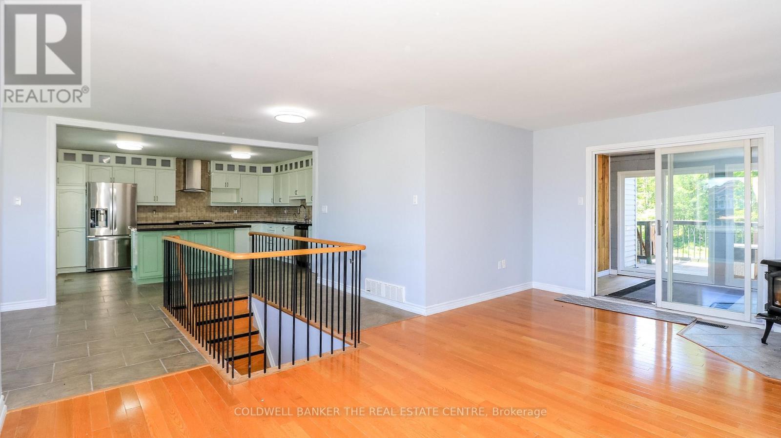 1842 SIMCOE BOULEVARD - 12
