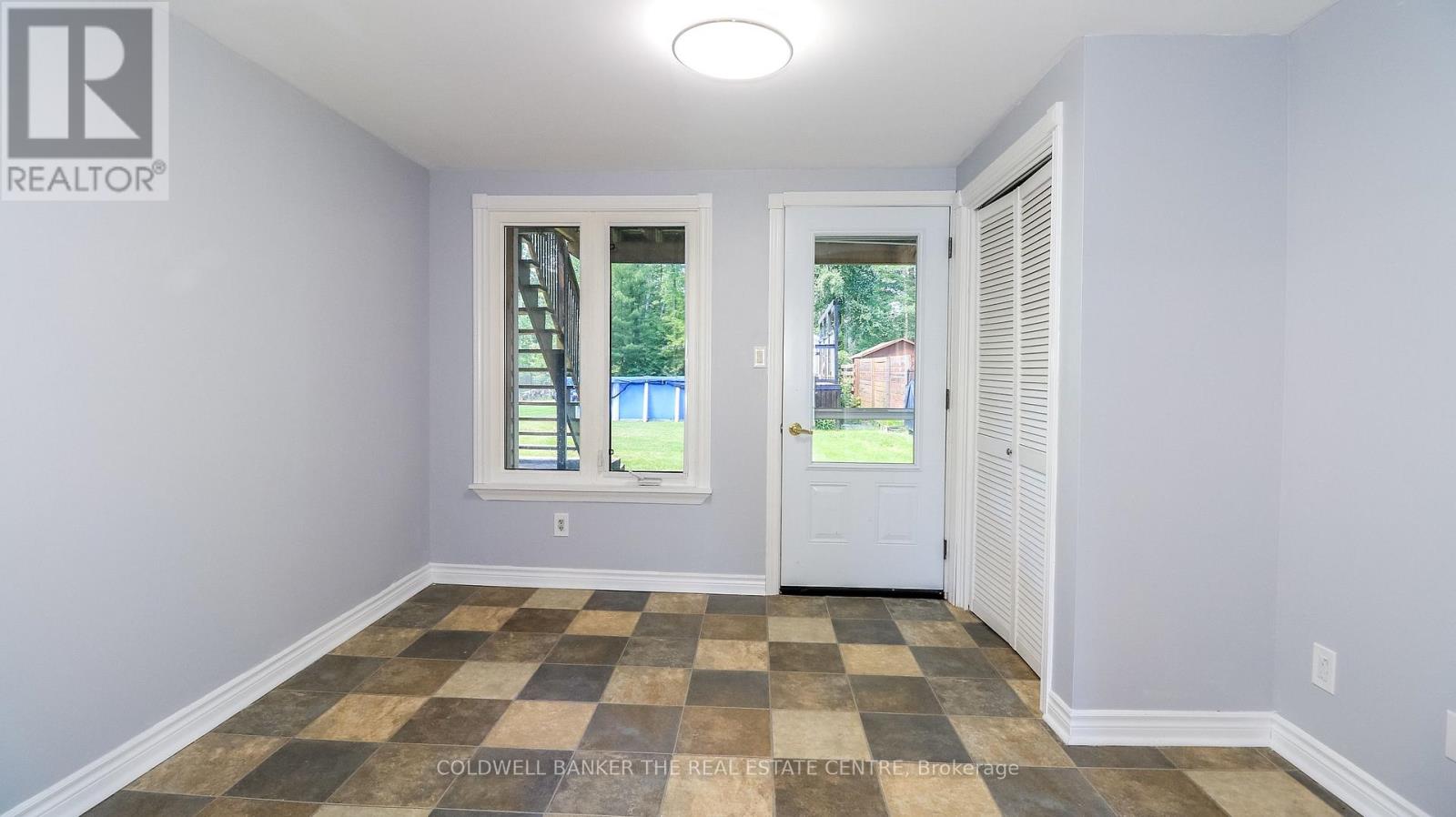 1842 SIMCOE BOULEVARD - 24