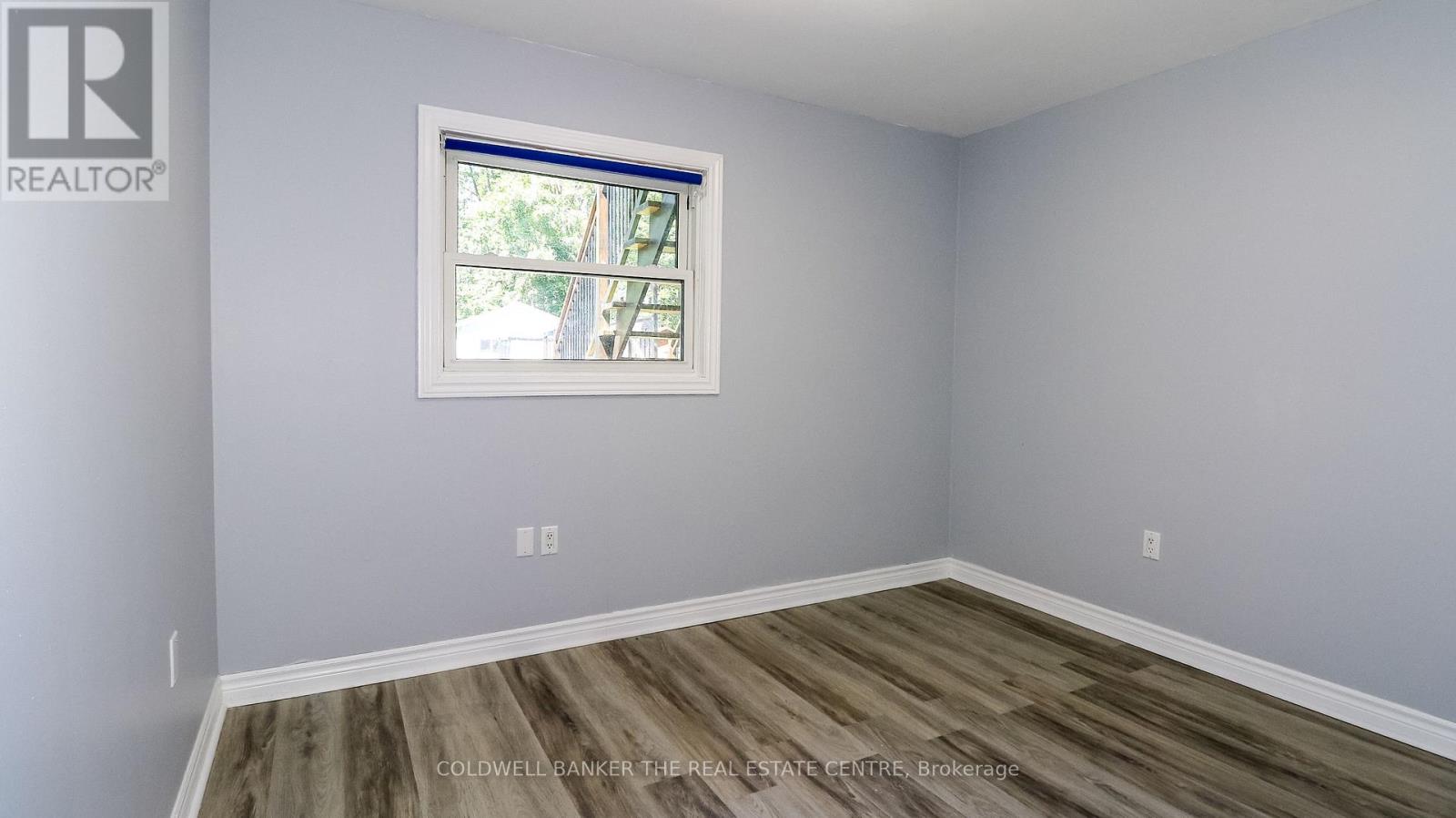 1842 SIMCOE BOULEVARD - 27