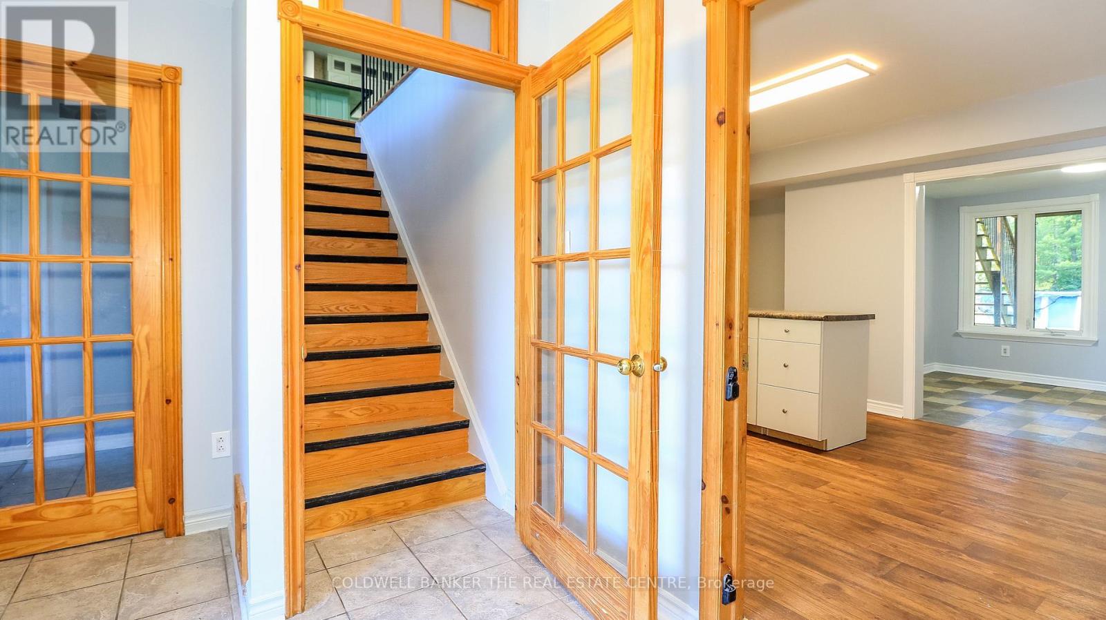 1842 SIMCOE BOULEVARD - 3