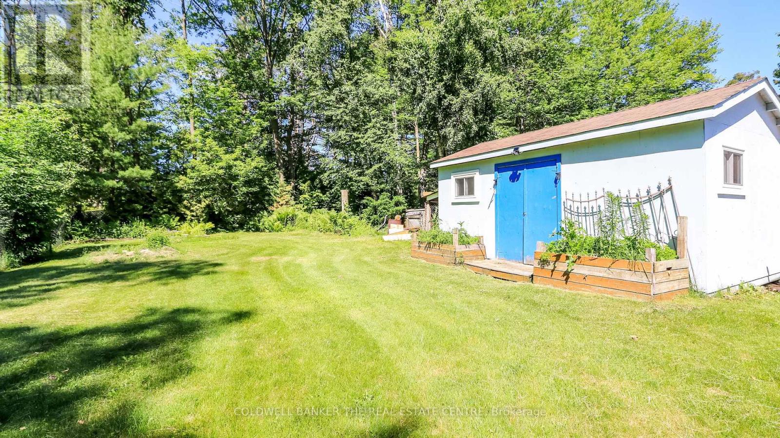 1842 SIMCOE BOULEVARD - 37