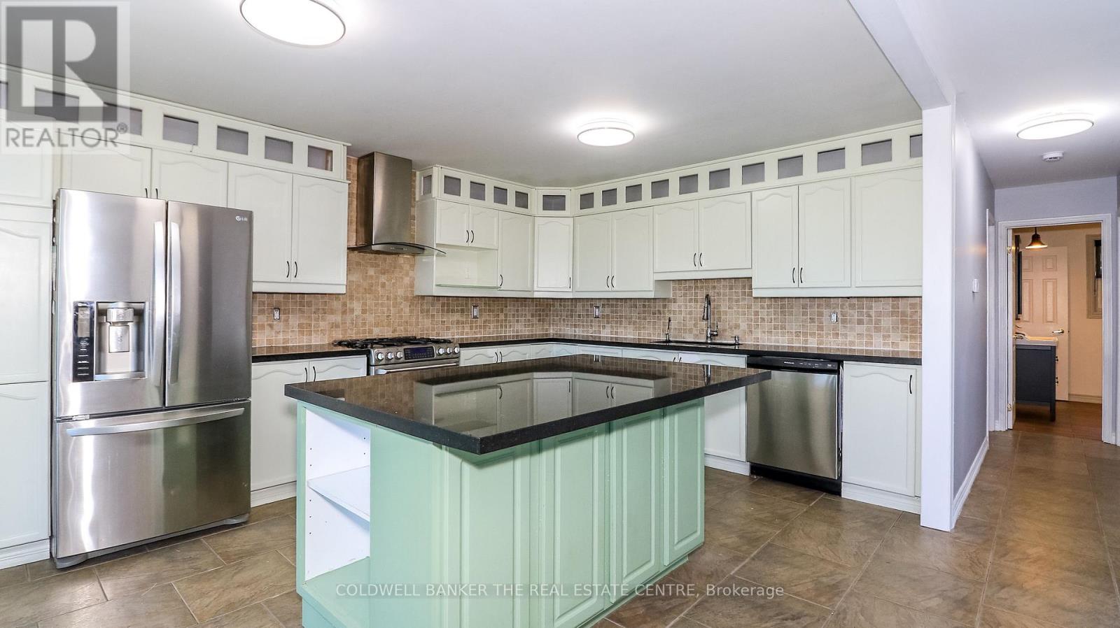 1842 SIMCOE BOULEVARD - 6