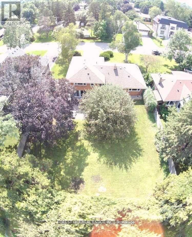 9 VISTAVIEW BOULEVARD - 25