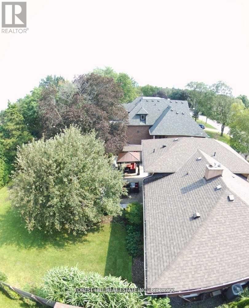 9 VISTAVIEW BOULEVARD - 26