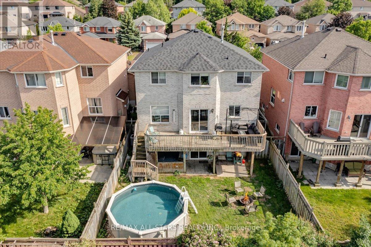 22 KELSEY CRESCENT - 38