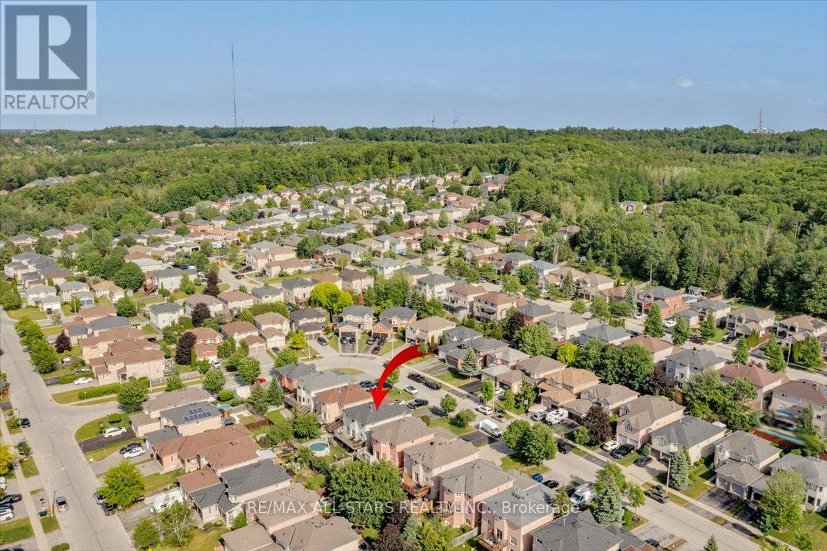 22 KELSEY CRESCENT - 42