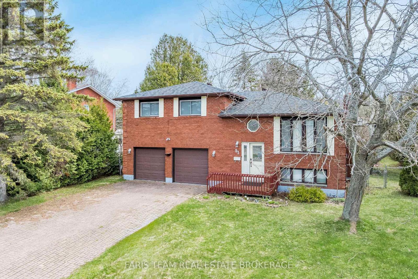 51 BECK BOULEVARD - 1