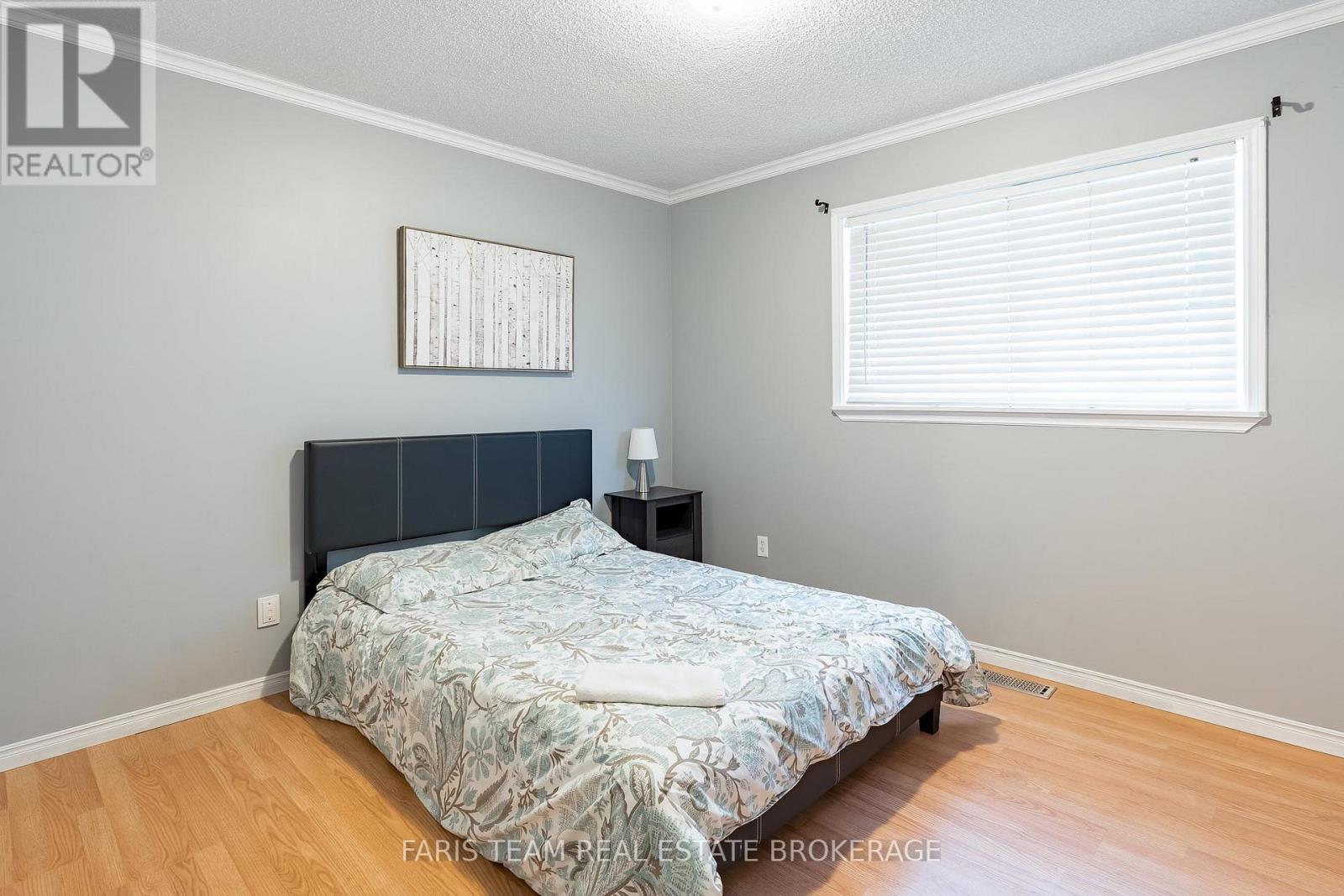 51 BECK BOULEVARD - 18