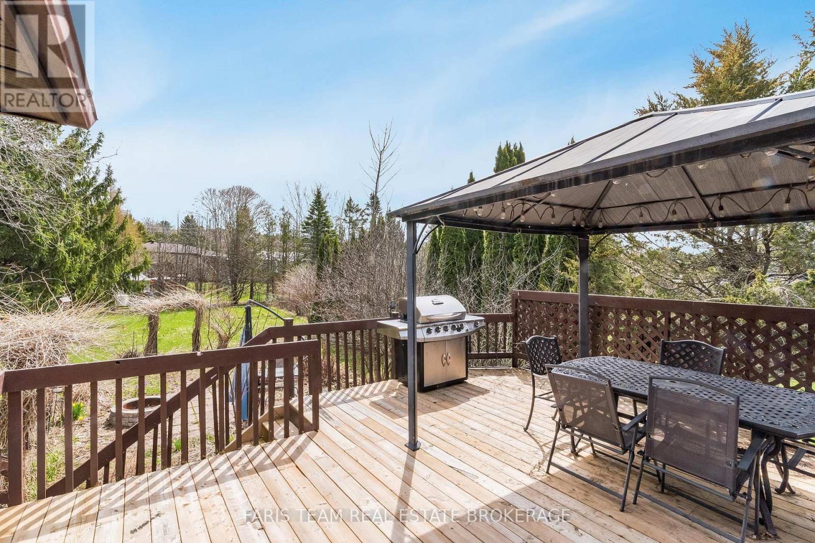 51 BECK BOULEVARD - 26