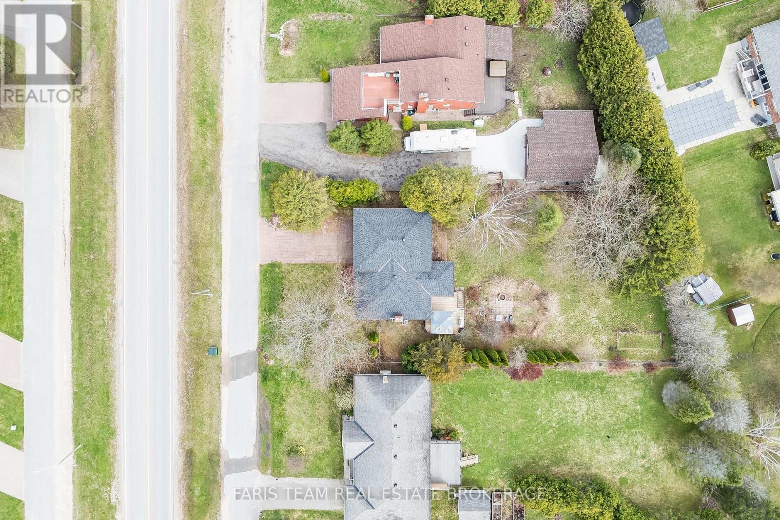 51 BECK BOULEVARD - 34