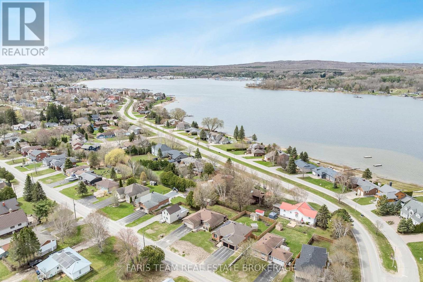 51 BECK BOULEVARD - 37