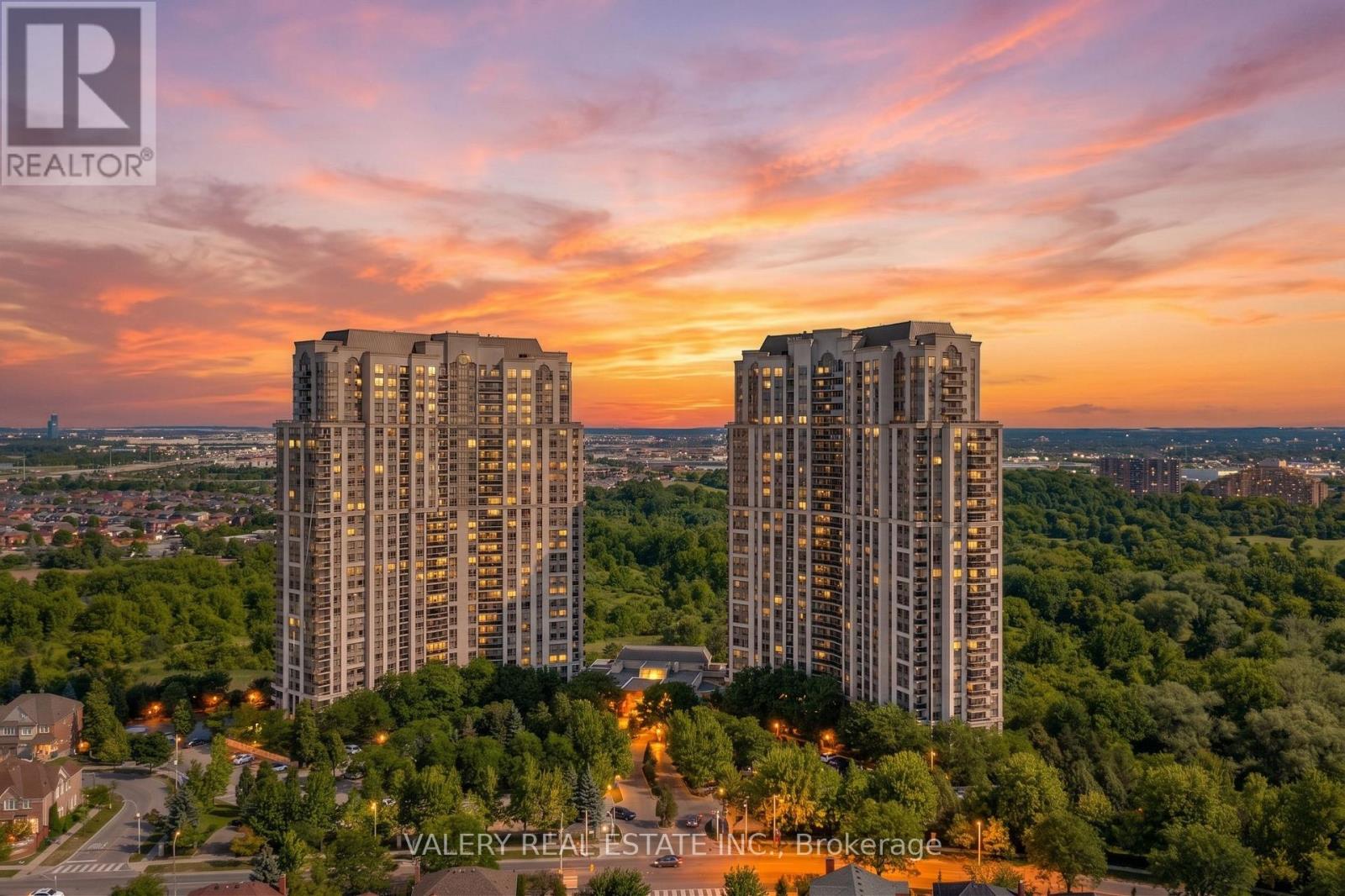 #1626 700 HUMBERWOOD BOULEVARD - 35