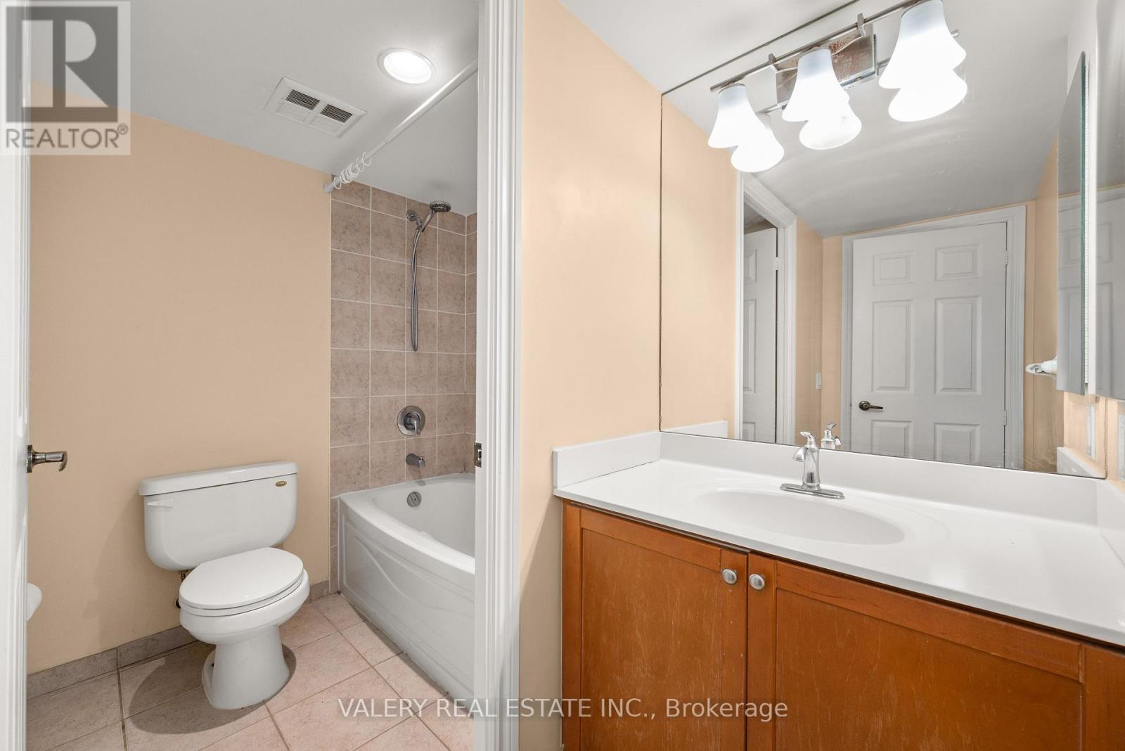 #1626 700 HUMBERWOOD BOULEVARD - 18